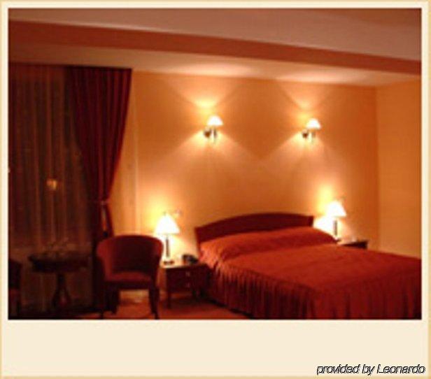 Hotel Maria Râmnicu Vâlcea Camera foto